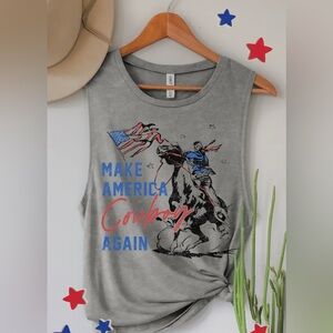 Gray Graphic Tank Top with Patriotic Design